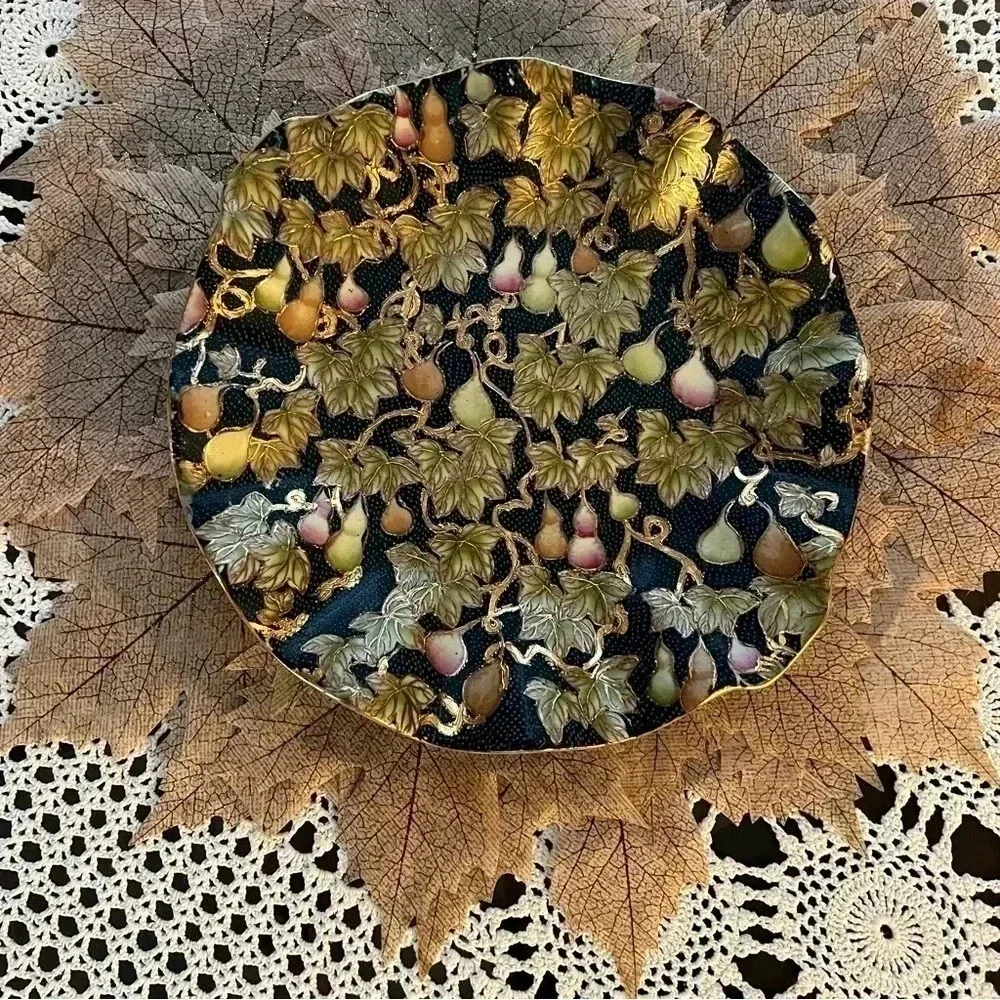 Chinese fluted cloisonné‎ plate fruit foliage gold metallic green blue textured